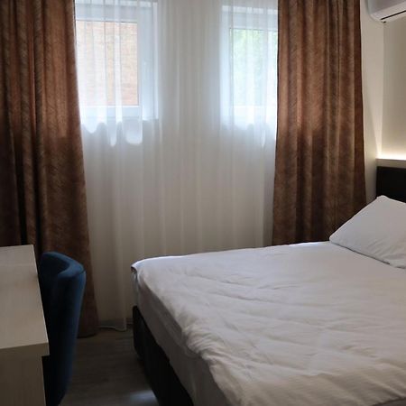 Dm Sobe Apartman Tuzla Kültér fotó
